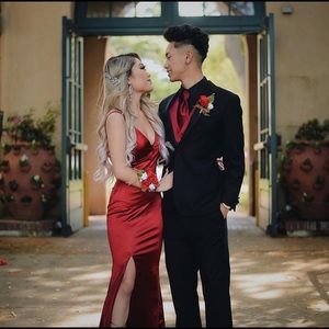 red prom dress